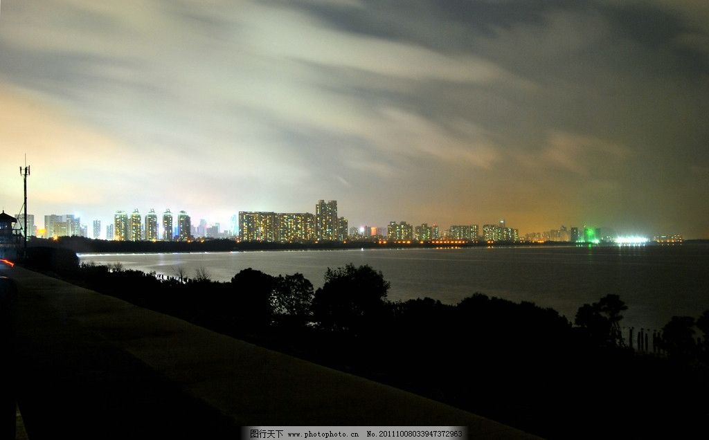 深圳湾公园图片,蓝天 白云 灯光 树木 大海 建筑